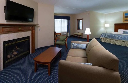Ellicottville Hotel | Mill Street Studio Suite