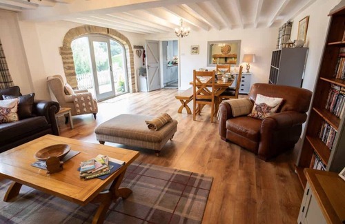 Chop Gate House | Millfield Cottage – Moors Retreat with Garden Views