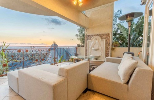 Whittier Villa | Million dollar Los Angeles View From Hilltop Villa