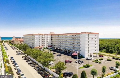 Diamond Beach Condo | Million Dollar Views from Corner Condo in Wildwood Crest/Diamond Beach, NJ
