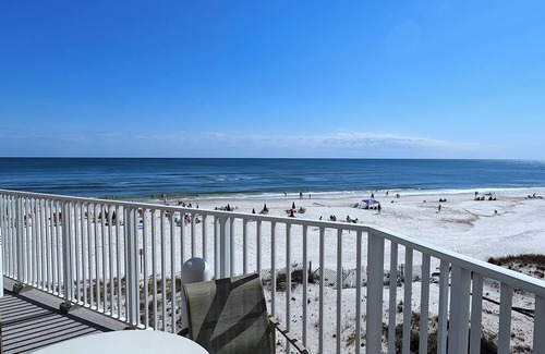 Ono Island Condo | MILLION DOLLAR VIEW WITH PRIVATE PARKING SPOT #75 IN THE GARAGE!