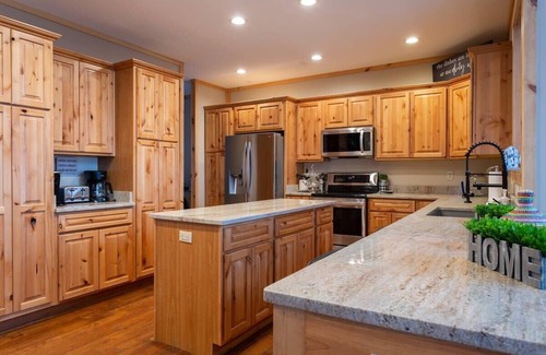 Chalet Village North Cabin | Million Dollar Views/Near Downtown Gatlinburg/New