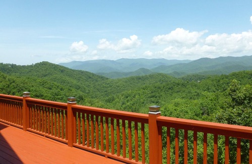 Bryson City Cabin | Million Dollar Views at Longview Cabin