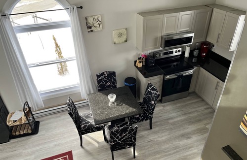 Magog Apartment | Mimosa-Mont-Orford-Memphremagog Beach
