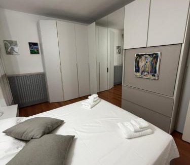 Forlanini Apartment | Minamò Flat - Elegant stay in Milan Linate