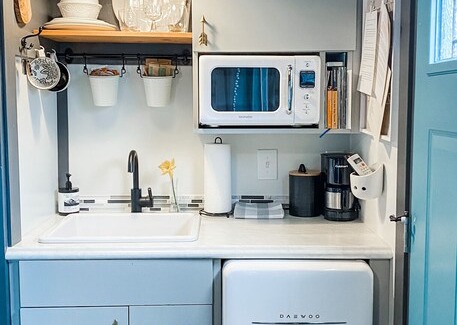 Marion House | "Mini": A private modern tiny house basecamp in Marion NC + gas fire pit