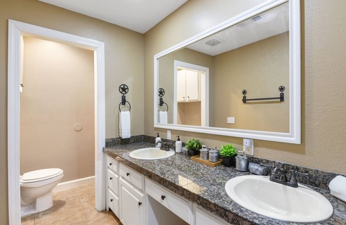 Rocky Ridge House | Mini-Club | Pool/Hot Tub | Dance Floor! Sleeps 23!