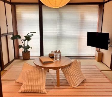 Shimonoseki Apartment | MINI HOTEL totonoi ロウリュ式サウナのある静かな平屋