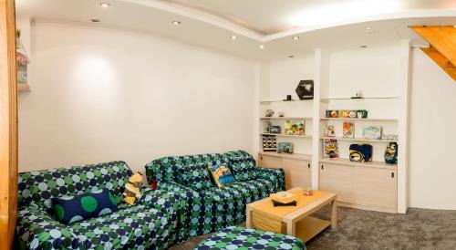 Nepszinhaz negyed Apartment | Minion & Snoopy Apartman