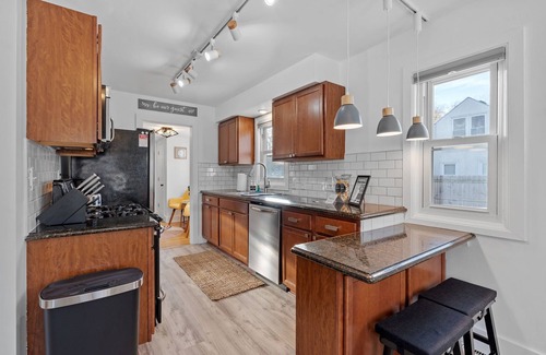 Richfield House | MINNeSTAY* Richfield Gem