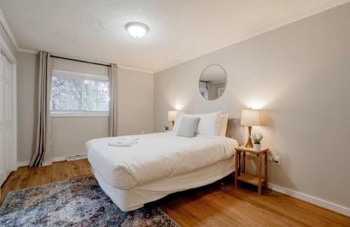 Columbia House | Mins to USC Hospital Zoo Columbia Duet-Unit A