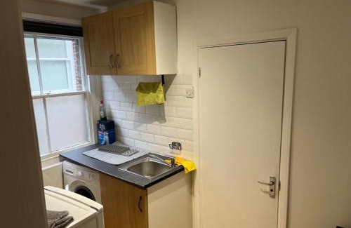 Windsor City Centre Apartment | minute from near Windsor Castle