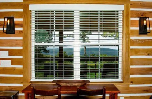 Fayetteville Cabin | Minutes from Baum Stadium with a View!