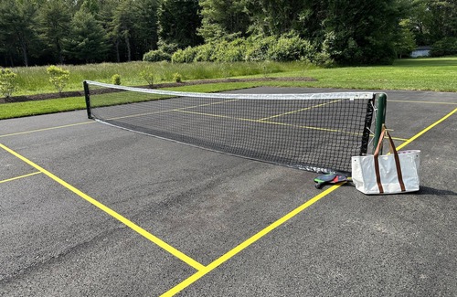 St. Michaels House | Minutes from Downtown St. Michael's | Game Room | Pool | Hot Tub | Pickle Ball C