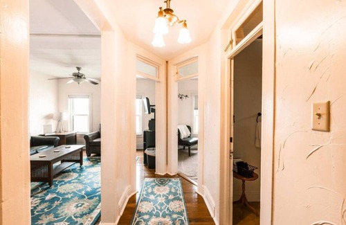 Centennial Apartment | Minutes from skiing and hiking