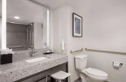 South Loop House | Minutes from the airport and Mall of America