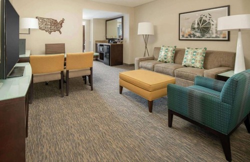 Renton House | Minutes from transit and Sea-Tac Airport
