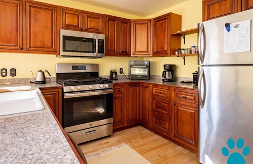 Naples House | Minutes to Canandaigua Lake Boat Launch, Fireplace, Large Yard, Hiking