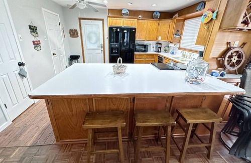 Cedar Lane House | Minutes to the Beach! Family friendly House with lots of fishing oppurtunity!