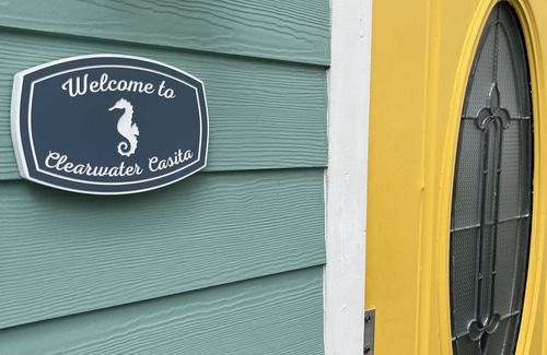 Clearwater House | Minutes to the beach : Private guest house, King bed