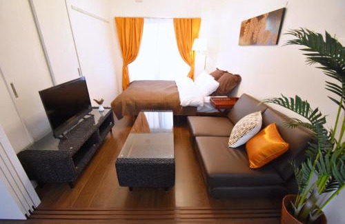 Onna Apartment | Mishuku Onna302