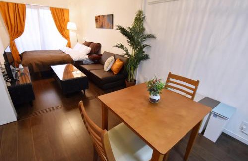 Onna Apartment | Mishuku Onna302