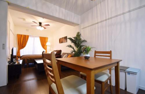 Onna Apartment | Mishuku Onna302