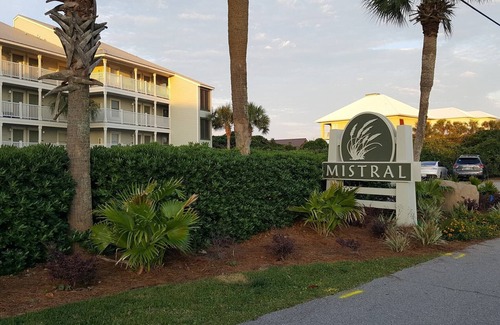 Seacrest Condo | Mistral 24☀- Gulf Front, SPECTACULAR Views! 2 bed + bunks/2 bath, sleeps 8.
