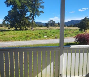 Fox Glacier Apartment | Misty Peaks Cottage