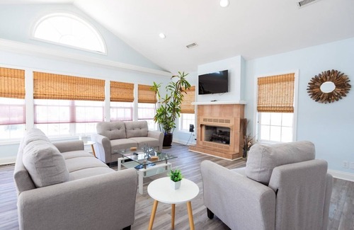 Buxton Condo | Mitch - Offshore Beach Club