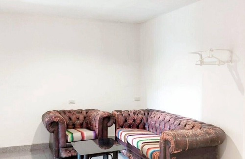 Nana Hotel | Mitr INN Sukhumvit 2 - BTS Nana