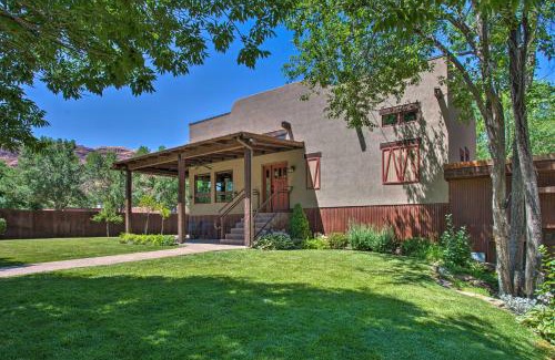 Moab House | Moab Getaway with Ample Parking, Walk to Main Street