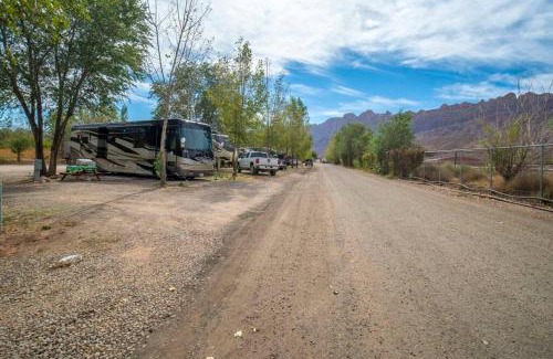 Moab South Valley House | Moab RV Resort Family Tipi OK57