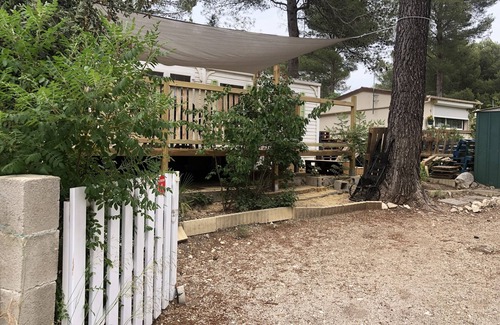 Le Castellet House | Mobile home 32 m2. Sleeps 4-6. In a secure residence