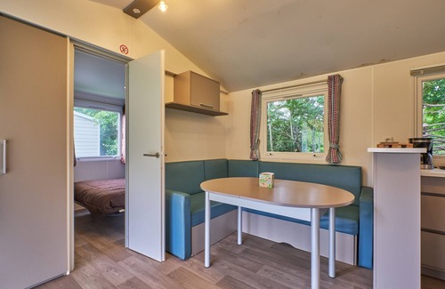 Mens RV Rental | Mobile Home "4 Personnes 207" with Shared Pool & Private Terrace