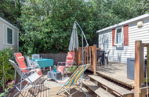 Saint-Jean-de-Monts RV Rental | Mobile home on a family campsite with swimming pools