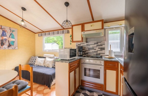 La Tremblade RV Rental | Mobile Home 'Mobilhome Mh 212' with Private Pool, Private Terrace and Air Conditioning