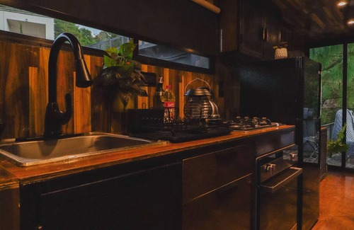 Omitlan de Juarez House | Mobile Home with Jacuzzi