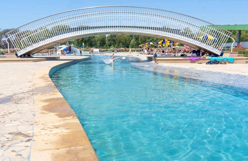 Zona XXXIV Casal Palocco House | Mobilehome with pool and restaurant