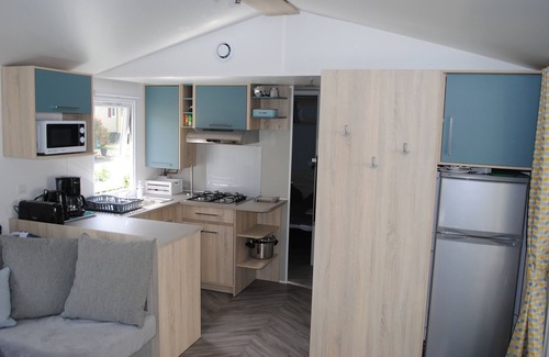 Onzain House | Mobilhome AMIRA vue sur étang camping 4* proche zoo Beauval châteaux de la Loire