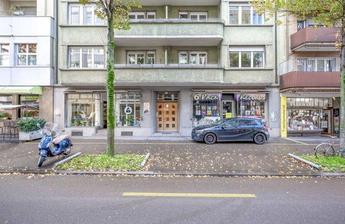 Sihlfeld Apartment | Mod Wiedikon 2.5 Room w/Storage & W/D, 1 min to Market, by Blueground