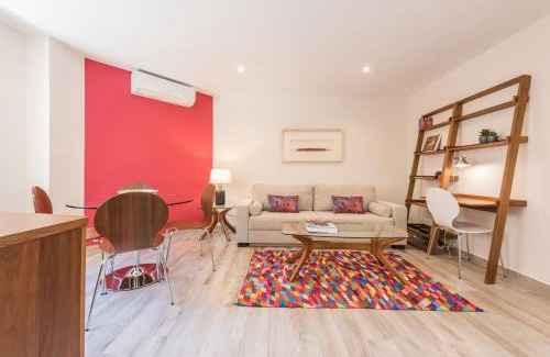 Milla de Oro Apartment | Modern 1-Bedroom Apartment in Exclusive Barrio Salamanca Ideal for 2, Near Golden mile , Goya I
