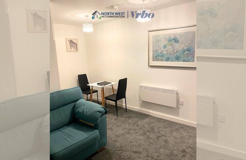 St Helens Apartment | Modern 1 Bedroom Flat in St Helens – Ideal for Relocation or Work Trips