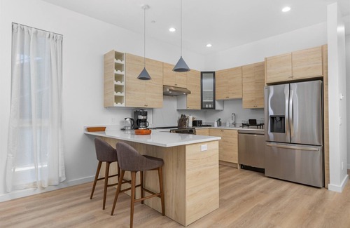 Morro Bay House | Modern 1-bedroom home - short walk to the beach! 30+ day rental, fully furnished