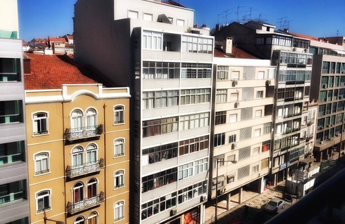 Sao Jorge de Arroios Apartment | Modern, 1 bedroom unit with all the amenities for a stress free vacation.