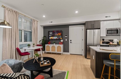 Mantua Apartment | Modern 1BR Apt Near Art Museum & UPenn- Prime Spot
