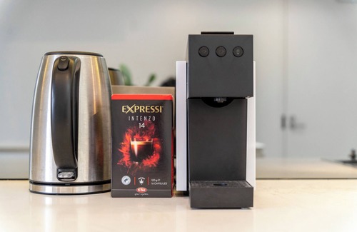 Bondi Beach Apartment | Modern 1BR Top-Level Unit w/Keypad Entry in Bondi