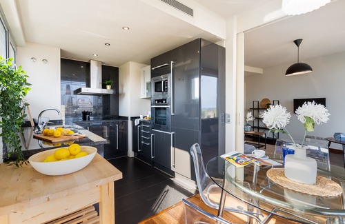 Sant Adria de Besos Apartment | Modern 2-Bedroom Apartment with Balcony & Pool Access Near Forum Beach