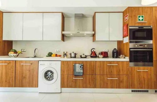 Leiria Apartment | Modern, 2 bed apartment near the beach