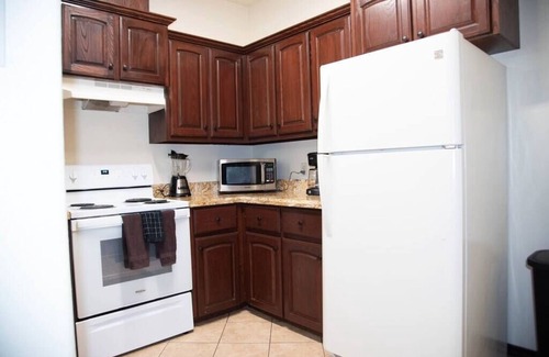 Edinburg Apartment | Modern 2 bed 2-bath next to University UTRGV